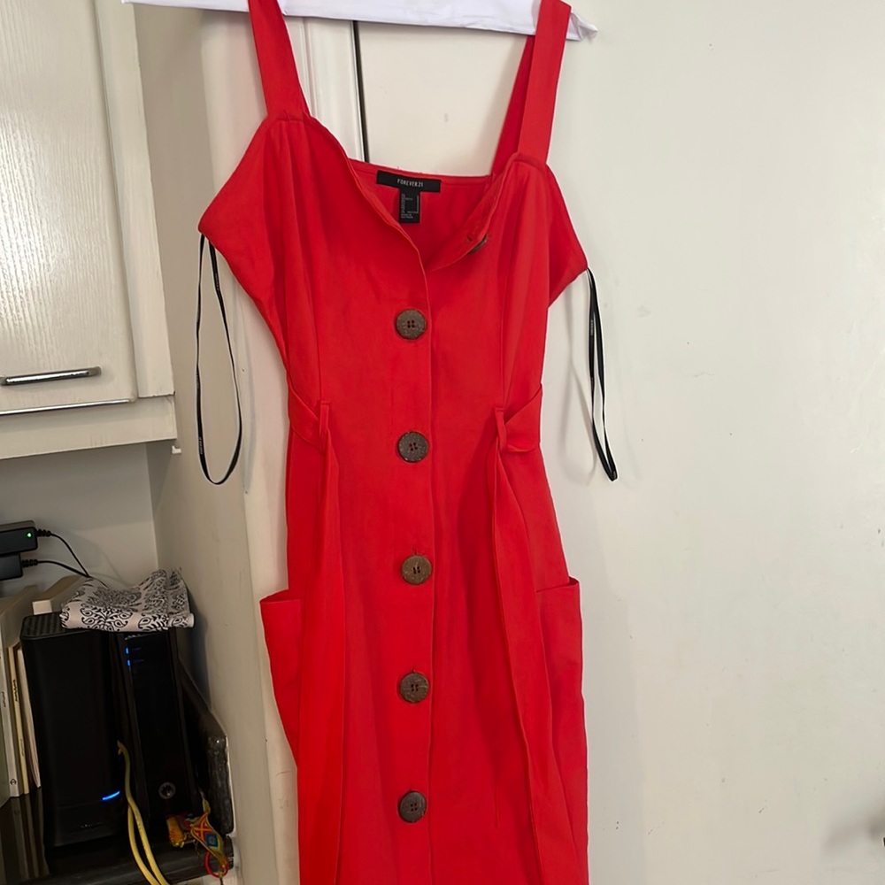 Forever21 red button down belted dress with pockets